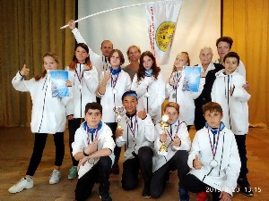 ����������